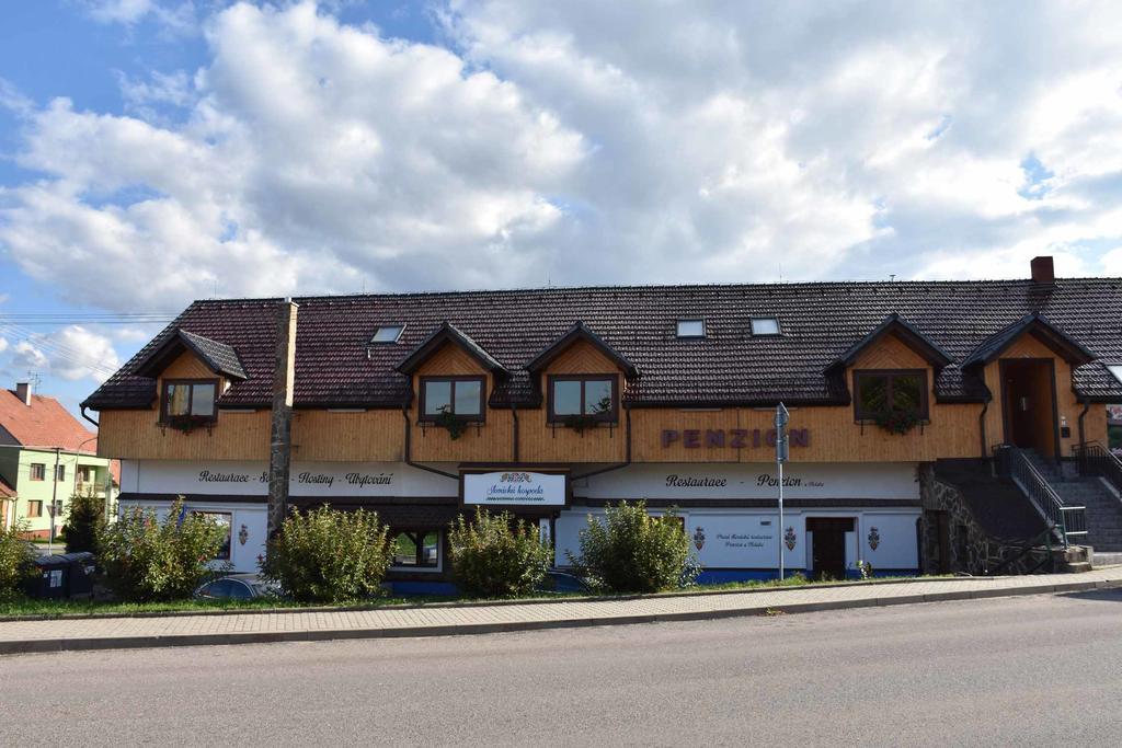 Penzion U Holuba Hradčovice Esterno foto